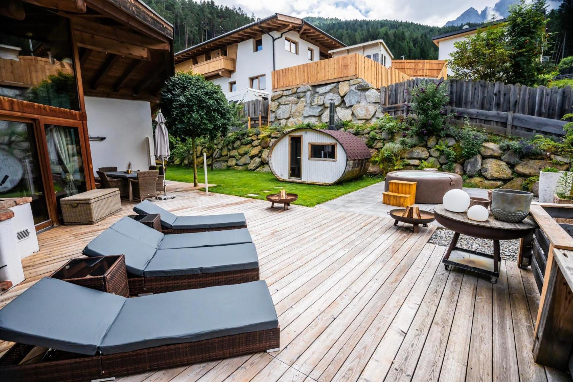 Chaletserlesblicktirol 米耶德斯 外观 照片